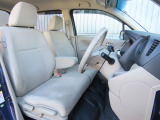 運転席の高さを変更できるので、体格に合わせた位置で運転できます!