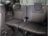 自社工房で輝くボディーと、綺麗で清潔な室内の車に生まれ変わります【ピカット一平】☆もちろん当社の技術スタッフの手により、すみずみまで点検整備が行われます。ぜひ、お客様の目でお確かめください。