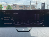 i-DM(インテリジェント・ドライブ・マスター)は運転操作の無駄を抑えたスムーズな運転をサポートし、快適なドライブや燃料消費を抑える事にも役立つアイテムです。