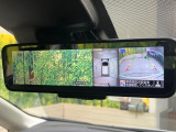 【デジタルインナーミラー】後席の大きな荷物や同乗者で後方が確認しづらい時でも安心!カメラが撮影した車両後方の映像をルームミラー内に表示。クリアな視界で状況の確認が可能です!