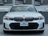 ★弊社のお車をご覧頂きありがとうございます。弊社は千葉県にあるBMW正規ディーラー店ですので安心してご検討下さい。全国各BMWディーラーにて保証サービスも受けられますので遠方のお客様もご安心下さい。★