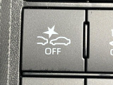 【スマートアシスト】走行中に前方の車両等を認識し、衝突しそうな時は警報とブレーキで衝突回避と被害軽減をアシスト。より安全にドライブをお楽しみいただけます。