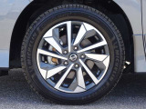 【タイヤ】 【純正16インチアルミホイール】《195/60R16》専用のアルミなのでお車のイメージぴったりですね!