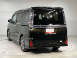弊社の商品車両は横浜本牧にあります本部で隅々までチェックを行い、トヨタの厳しい商品基準をクリアした車両を展示しています。ご安心してお選びいただけます。