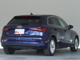 弊社アウディジャパン販売のグループ店舗(Audi Approved Automobile有明・世田谷・調布・江戸川・箕面・大阪南・堺)の車両は当店でご購入可能です。店舗間の輸送費用サービス。