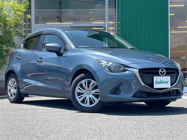 デミオ 1.3 13S 5MT修復歴無し