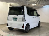 走りにこだわりながら収納力も持ち合わせたお車です。荷物を載せて軽快なドライブを楽しめますよ♪