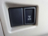 4WD/カロッツエリアCDオーディオ/シートヒーター/プッシュスタート/スマートキー/片側パワースライドドア/社外アルミホイール/電動ミラー/