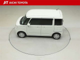 スズキセーフティーサポートをはじめ、全方位カメラとヘッドアップディスプレイそして運転席のシートヒーターなど充実装備の一台です。