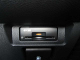 【ETC】ここにETC付いてあります〈運転席右下〉!!高速道路の料金所もスイスイ♪