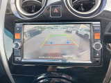 バックモニターが装備されてるから、駐車場での車庫入れもカメラで確認が出来るので安心。