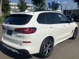 【GLIONグループ GSQUARE】の車輌をご覧頂き、誠にありがとうございます。お客様にピッタリなお車を弊社スタッフがご案内させて頂きます。