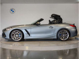 【拘りのFR】BMWが多く採用するFR車。ダイレクトでスポーティな加速感・シャープなハンドリングを実現。縦置きエンジンレイアウトにより、フラットで上質な乗り味です。