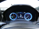 視認性の良いスピードメーターですね。夜も見やすく表示されますので運転が楽しくなります。