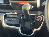 オートエアコン★温度を設定すれば車内を快適な温度に保ってくれます♪