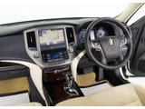 使いやすさや安全性を追求したステアリング周り!高級車ゆえにスイッチ類が多いのも特徴ですね!考え尽くされた配置ですぐに使いこなす事が出来ますのでご安心下さい!是非、体感してみて下さい!!
