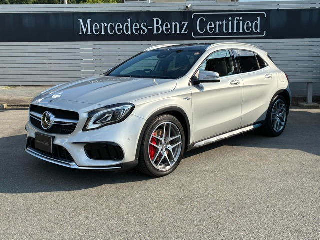 GLAクラス AMG GLA45 4マチック 4WD