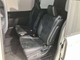 ゆとりある広々とした車内空間は、ドライブを始め買い物やレジャーなど、幅広く活躍します。一人でもみんなとでもお出かけを楽しみましょう!