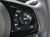 ◆アダプティブクルーズコントロール◆予め設定した車速内でクルマが自動的に加減速。前走車との適切な車間距離を維持しながら追従走行します。【LKAS】車線維持支援システムでステアリング操作を支援。