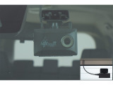 ドライブレコーダー(コムテック DC-DR652)装備してます。フロントとリヤーのカメラで録画しているので万が一の時の記録で安心です。