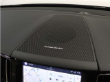 【harman/kardon】世界のオーディオファン垂涎のプレミアムサウンドシステムを搭載。原音に近い音場空間を忠実に再現。乗る人すべてに最良の音響体験を提供します。