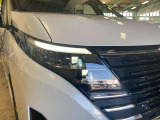 LEDヘッドライト装備で夜道もスッキリとした視界で安心して運転出来ます!