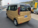 以上、外装のご紹介でした。車両についてご不明な点がございましたら、お気軽にお問合せ下さいませ♪