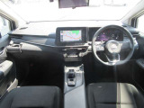 【車装ルームクリーニング済み】車内は綺麗にクリーニングしていますので、是非、お確かめください。