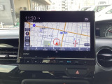 ナビゲーションは9インチギャザズメモリーナビ(LXU-247NBi)が装着されております。AM、FM、CD、DVD再生、音楽録音再生、USB、フルセグTV、Bluetoothがご使用いただけます。