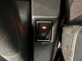シートヒーターが付いています!寒い日に便利な装備ですね。