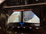 パノラミックビューモニター付きです。車両を上から見たような映像をディスプレイオーディオ画面に表示。運転席からの目視だけでは見にくい、車両周辺の状況をリアルタイムでしっかり確認できます。