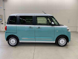 軽自動車、小型車を中心に常時300台展示車を御用意させて頂いております