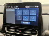 ディスプレイオーディオを装備。スマホとクルマをつなぐことで、これまでのナビに加えて、いろんなサービスが楽しめます。