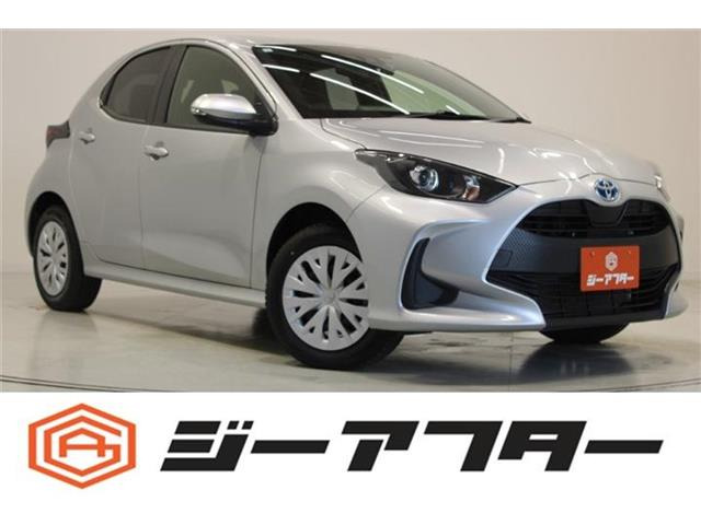 ヤリス 1.5 ハイブリッド X E-Four 4WD 禁煙車 純正ナビ バックカメラ