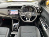 窓ガラスが大きく車両感覚も掴みやすいお車ですので安心してお乗りいただけます。