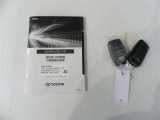 スマートキーは、2個あります。ドアロックもエンジンの始動もキーを取り出す必要は、ありません