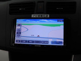 【ディスプレイオーディオ】お手持ちのスマートフォンとの連携で、ナビや音楽再生など各種アプリを使用可能。スマホに近い感覚でお使いいただけます♪
