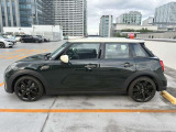 サイドボディも安全性が確保されており、同時に走行性能の高さが裏付けされている設計になっております。