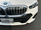 サービスにはドイツ本国と同様に教育と訓練を受け、BMWを知り尽くした「マイスターメカニック」が数多く在籍しております。納車前点検整備で、お客様に安心と安全をお届けいたします。