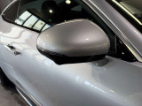 メルセデスの認定中古車「サーティファイドカー」には、最大100項目にも及ぶ点検・整備項目が設定されています>