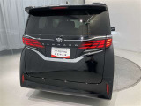 LEDテールライトです。省電力、高輝度のLEDは明るく照らすので夜間運転時の視認性を高めます。スタイリッシュな見た目で細かいところもこだわりたいあなたに!