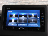 純正ナビが搭載されています。初めての道も安心ですね。Bluetooth接続可能!