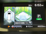 【アラウンドビューモニター】専用のカメラにより、上から見下ろしたような視点で360度クルマの周囲を確認することができます☆縦列駐車や幅寄せ時に活躍してくれます♪