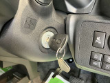 車両状態証明書修復歴の有無も一目瞭然。機能や内装・外装、走行距離、修復歴の有無をチェックし、クルマの状態を10段階にした車両状態証明書。数字や記号を使ってわかりやすく表示しています。