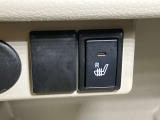 運転席シートヒーター付き・寒い冬でも快適に運転できます
