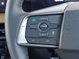 【プロパイロット搭載】 高速道路や自動車専用道を運転中、負担に感じる運転操作(アクセル ブレーキ ハンドル操作・車間距離)をクルマがコントロール。ドライバーの負担を軽減します。