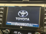 【純正ナビ】人気の純正ナビを装備しております。ナビの使いやすさはもちろん、オーディオ機能も充実!キャンプや旅行はもちろん、通勤や買い物など普段のドライブも楽しくなるはず♪