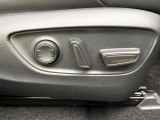【パワーシート】スイッチ一つで簡単にシートの微調整が可能!電動だから力もいりません!快適なシートポジションにセットして、快適なドライブをお楽しみください。