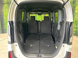 普段のお買い物や通勤、送迎等に十分な荷室スペースを確保しております。セカンドシートを倒すと、大きな荷物の積載も可能です♪