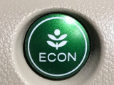 ★ECONスイッチ★ エコドライブを加速しよう!スイッチをONにすると、運転の仕方によるロスを抑え込み燃費をよくするようクルマが頑張ります(*^ー^*)燃費向上にチャレンジ♪